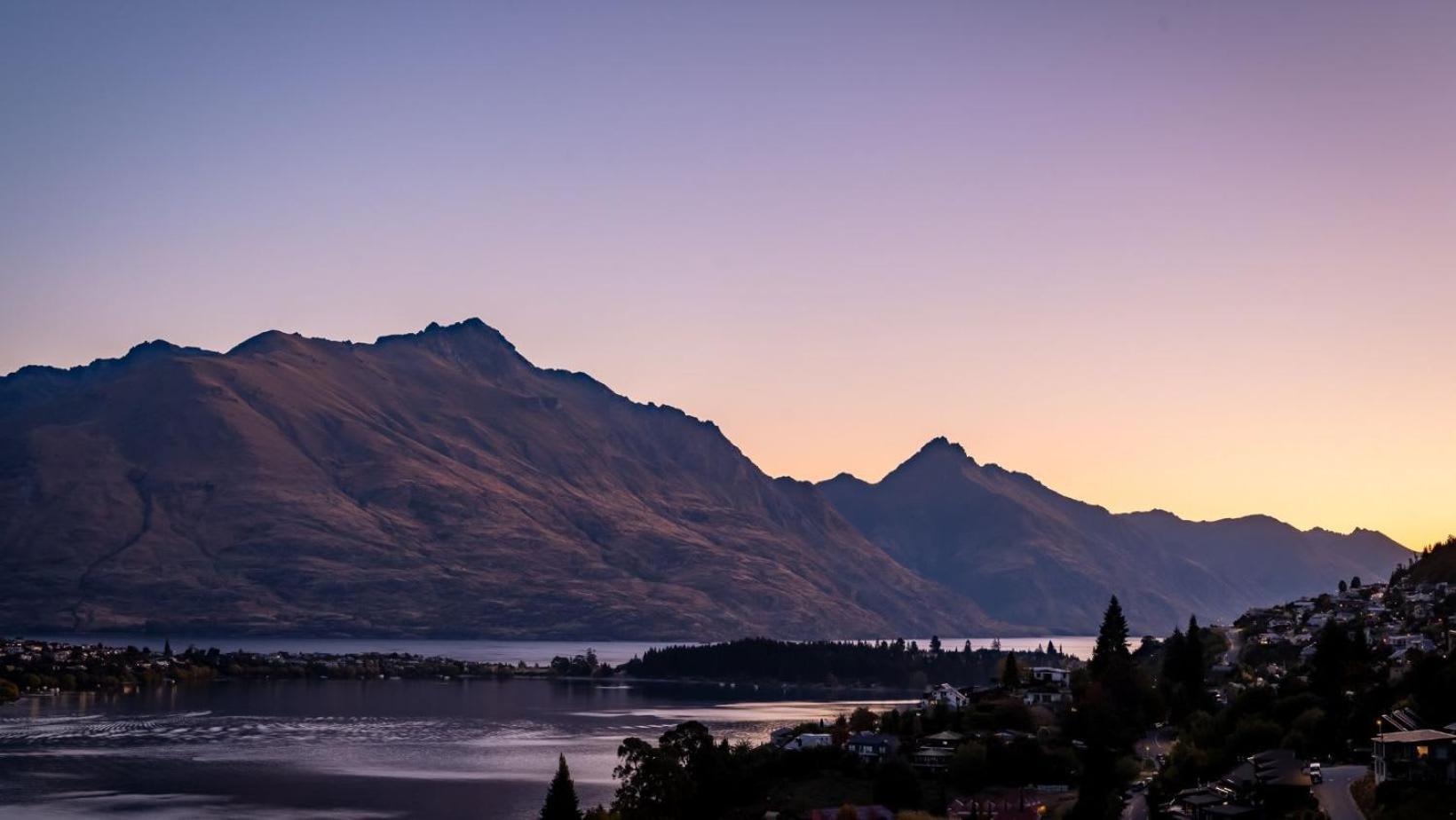 The Tiers- Hot Tub- Ac- Bbq- Free Parking Villa Queenstown Eksteriør bilde