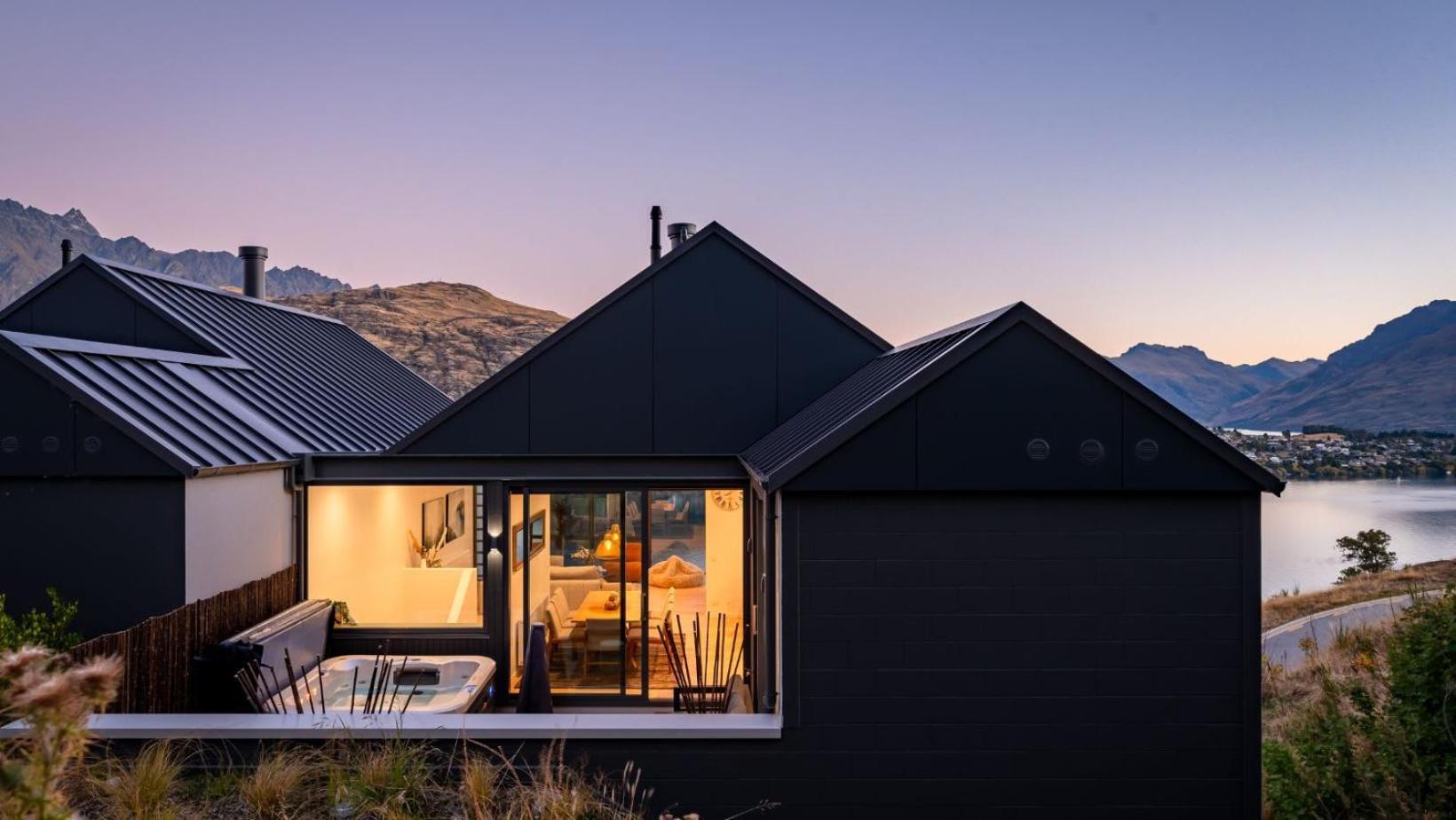 The Tiers- Hot Tub- Ac- Bbq- Free Parking Villa Queenstown Eksteriør bilde
