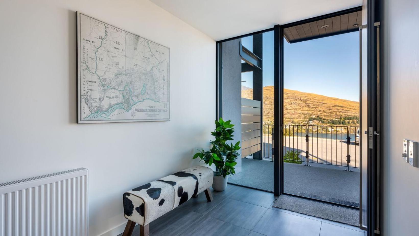 The Tiers- Hot Tub- Ac- Bbq- Free Parking Villa Queenstown Eksteriør bilde